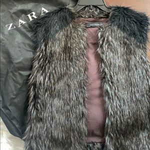 Zara Faux Fur Vest (comes w/ garment bag)